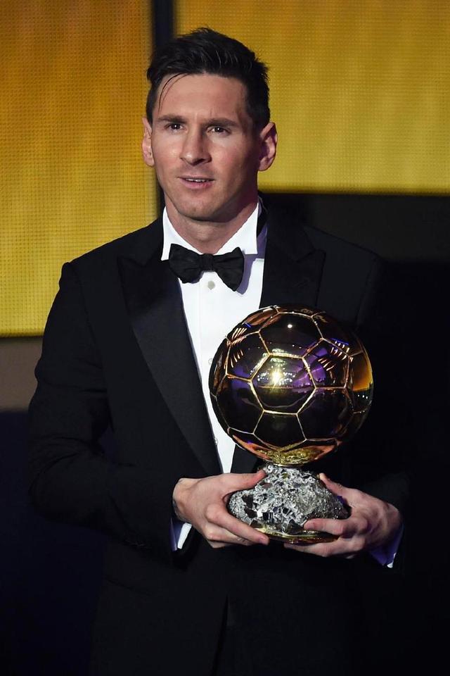 6万座的专业足球场，鲁媒分享黄河体育中心足球场建造情况