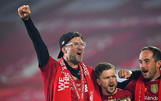 公牛三巨头合体表现亮眼