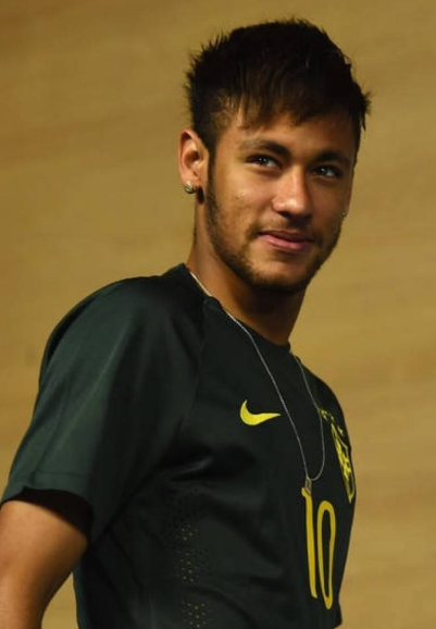 豪门悲喜夜：巴萨5-3六连胜4分领跑 利物浦3-3惨遭绝平 国米4-0登顶