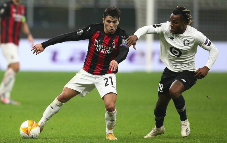 话题｜萨拉赫无缘欧冠名单 离开利物浦倒计时？