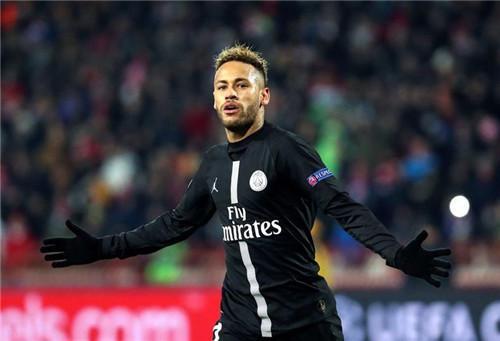 库尔图瓦生涯17次对阵曼城全部丢球，从未完成零封