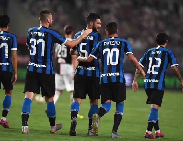 从量变到质变！国内注册青少年球员达19万，国足未来十年可期！