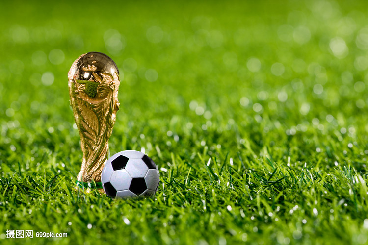 克雷桑在中超表现突出，国安亚冠奖金或成关键，球队需重视中场深度。