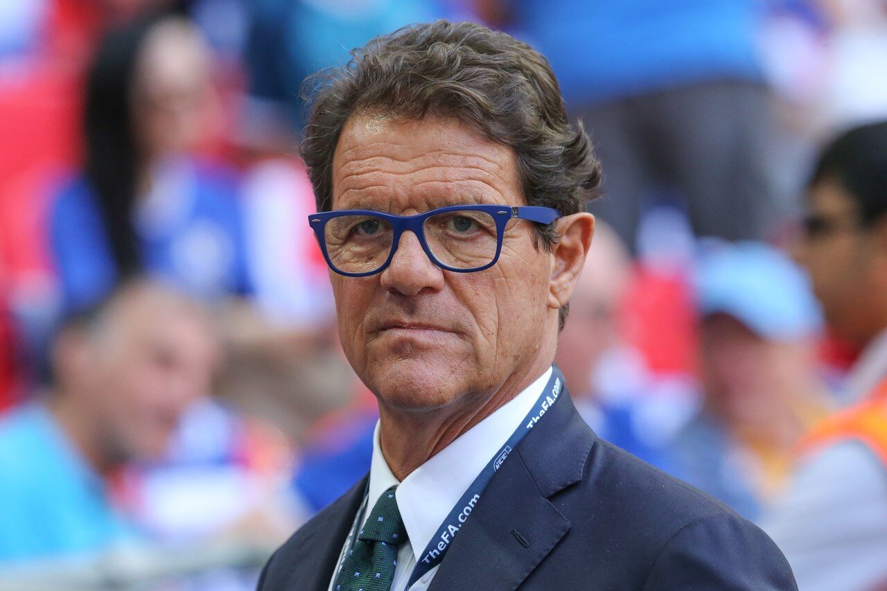 纳格尔斯曼与女友参加马拉松节目，呼吁为慈善活动捐款