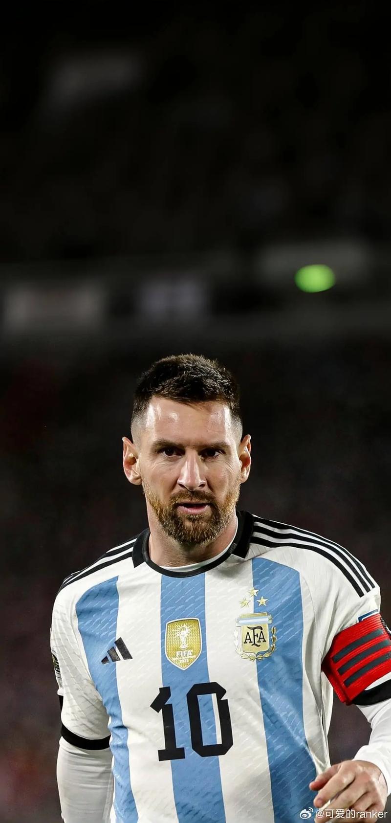 弗拉霍维奇在尤文前20场欧冠打入9球，仅次于C罗和伊瓜因